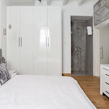 Hostgost Selected Suites - Molerova 9 เบลเกรด ภายนอก รูปภาพ
