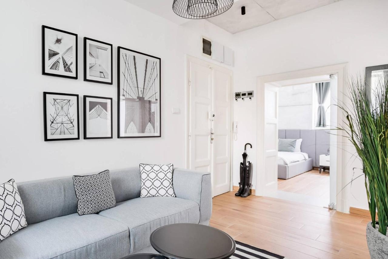 Hostgost Selected Suites - Molerova 9 เบลเกรด ภายนอก รูปภาพ