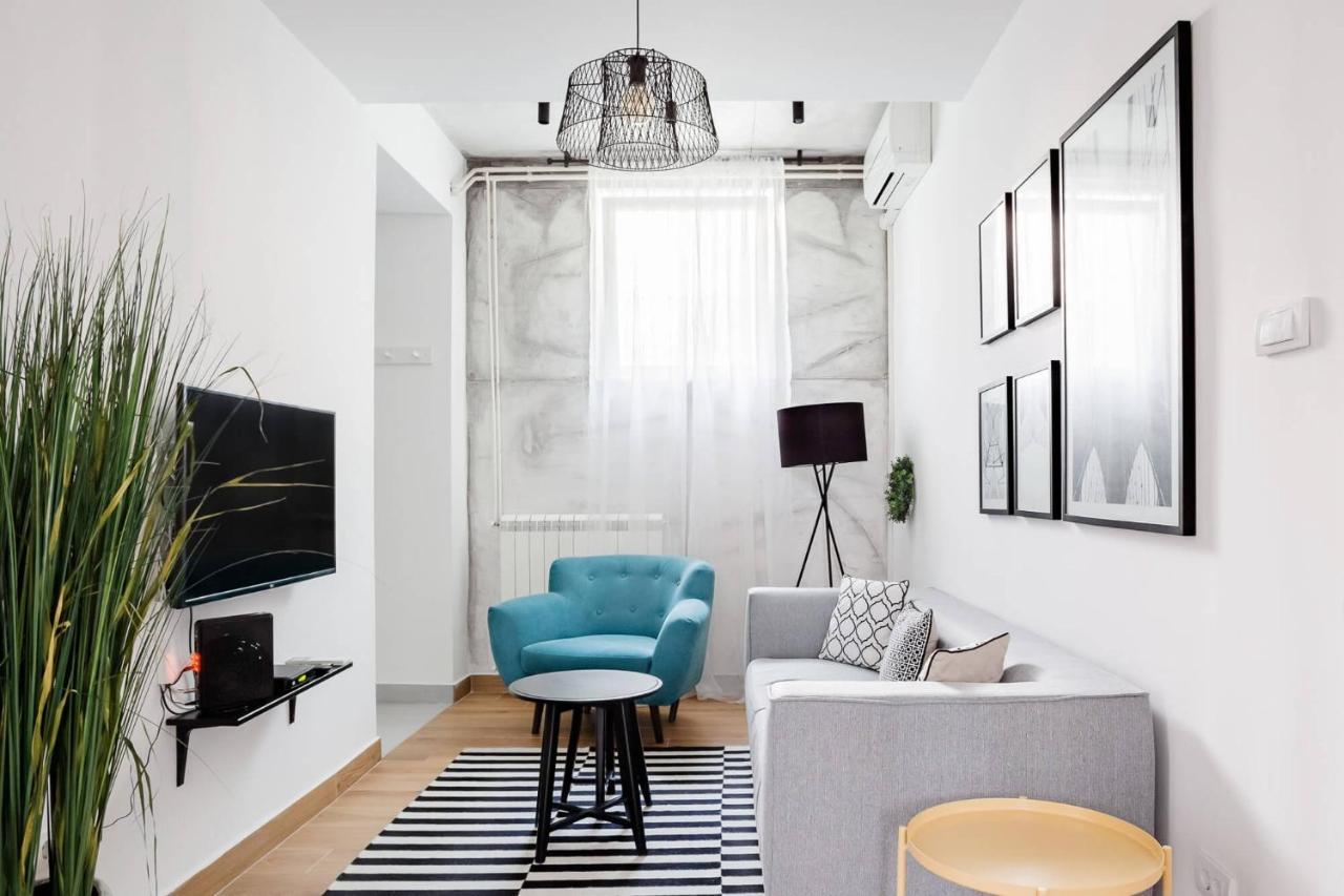 Hostgost Selected Suites - Molerova 9 เบลเกรด ภายนอก รูปภาพ
