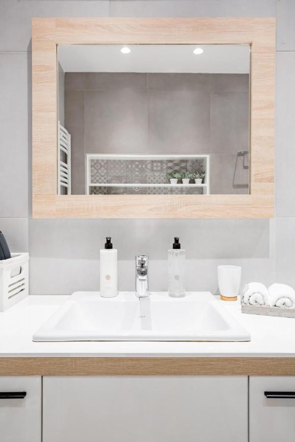Hostgost Selected Suites - Molerova 9 เบลเกรด ภายนอก รูปภาพ